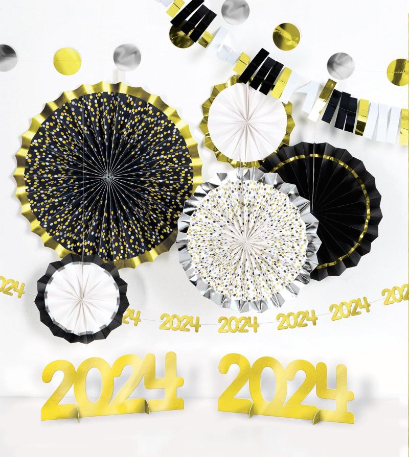 New Year’s Eve | Black, Silver & Gold Graduation 2024 Room Decorating Kit, 10Pc Holidays & Occasions New Year's Eve